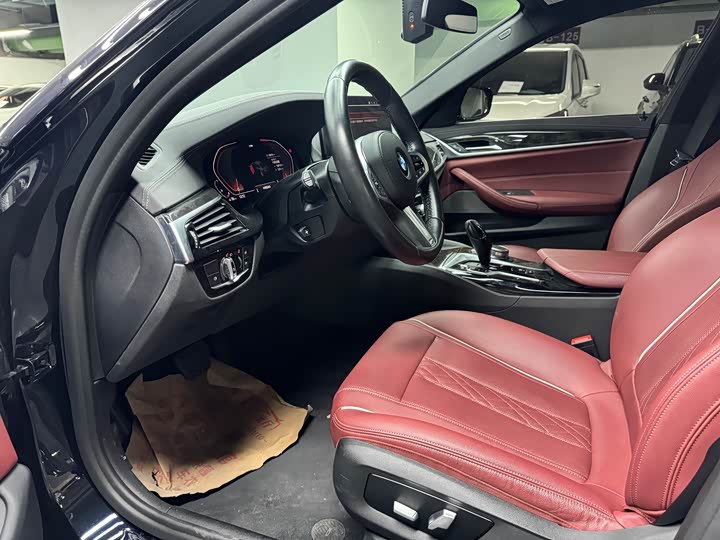 Фото 5 - BMW 5 Series