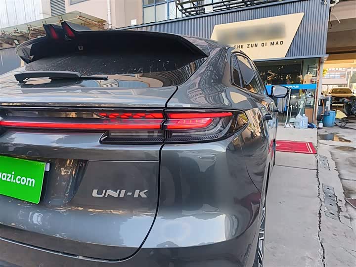 Фото 8 - Changan UNI-K