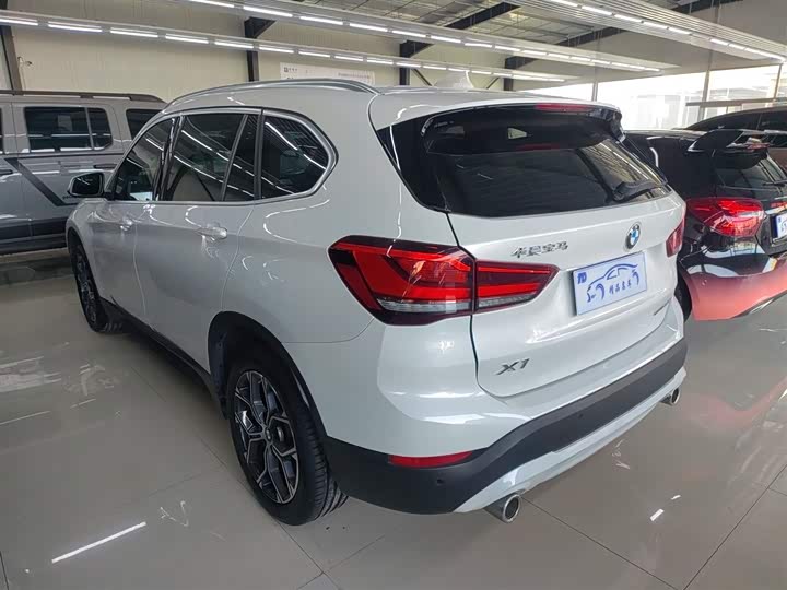 Фото 5 - BMW X1