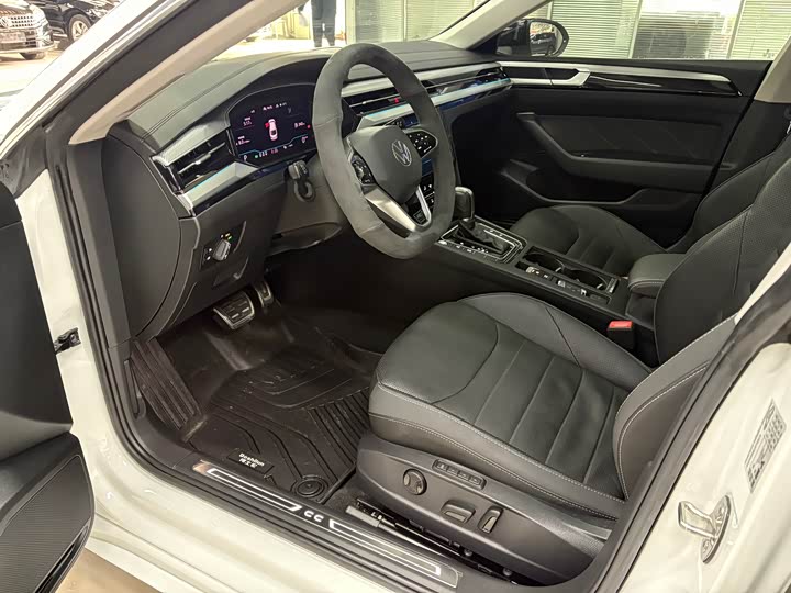 Фото 7 - Volkswagen CC