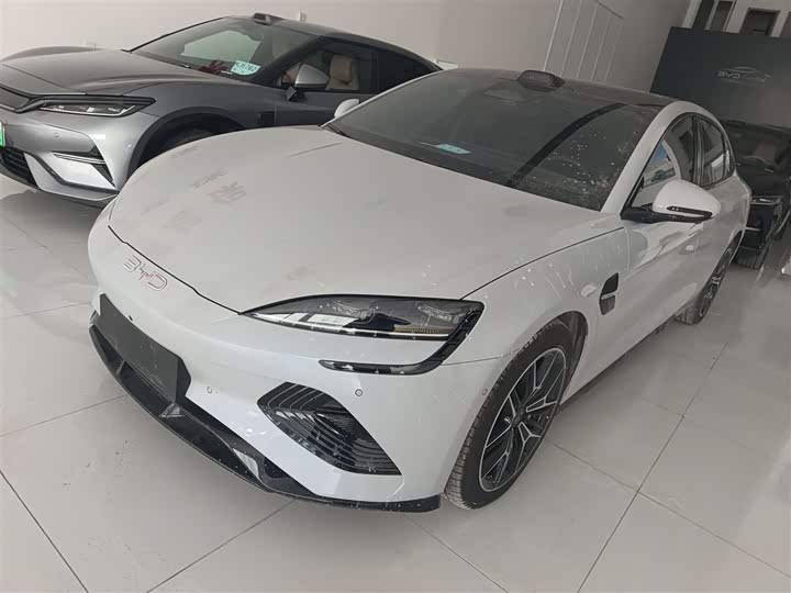 Фото 2 - BYD Seal