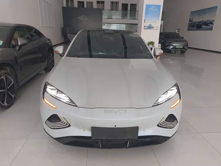 Фото 3 - BYD Seal