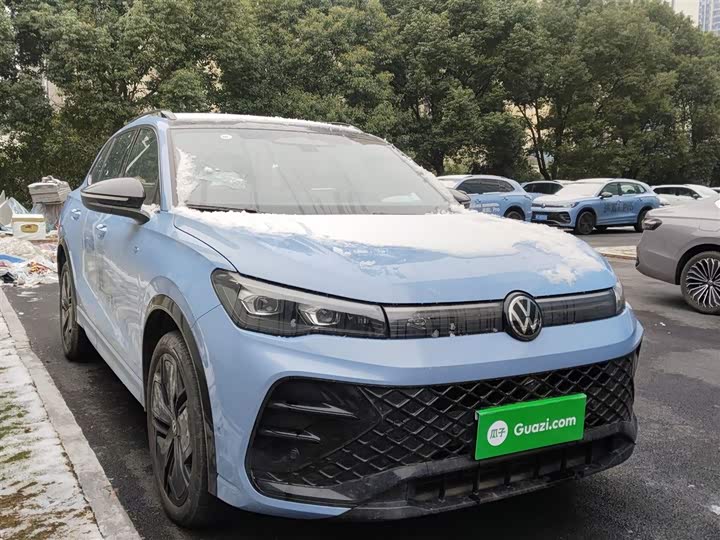 Фото 4 - Volkswagen Tiguan L Pro