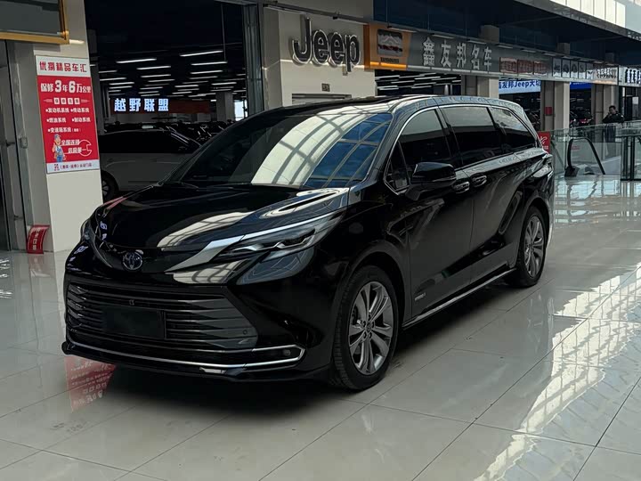 Фото 1 - Toyota Sienna