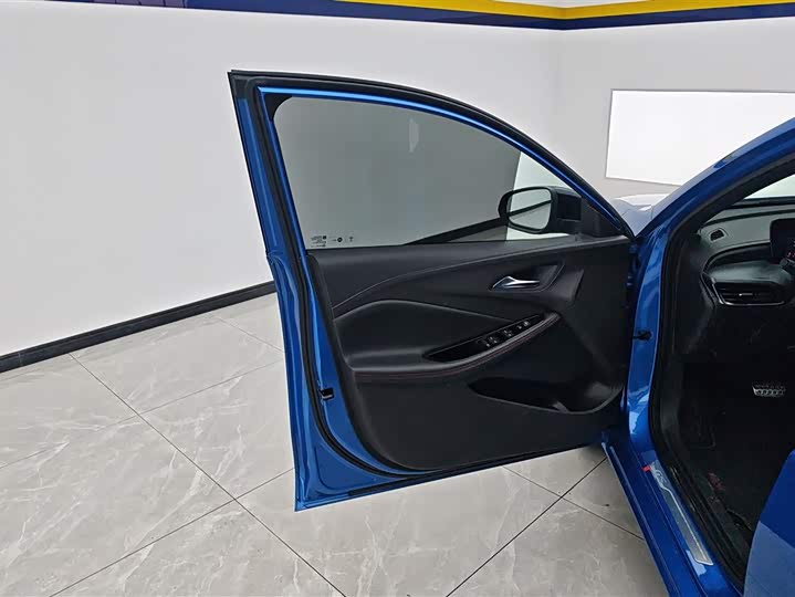 Фото 7 - Buick Verano