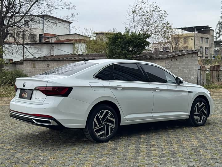 Фото 4 - Volkswagen Sagitar L