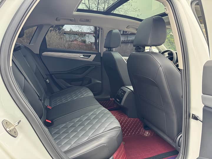 Фото 9 - Volkswagen Sagitar L