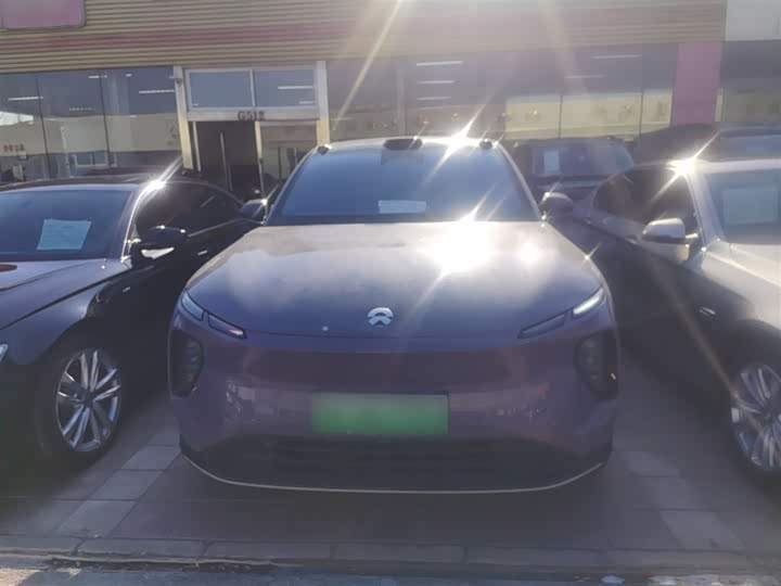 Фото 3 - Nio EC6