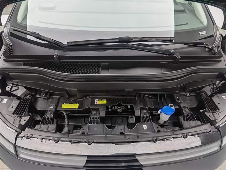 Фото 6 - XPeng X9