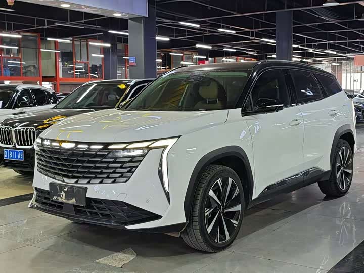 Фото 1 - Geely Atlas L