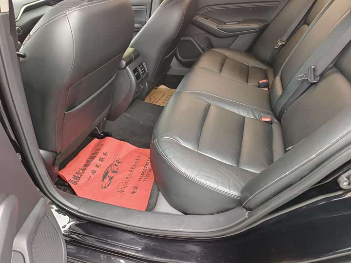 Фото 5 - Nissan Teana