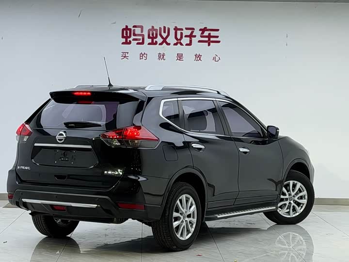 Фото 5 - Nissan X-Trail