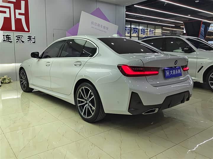 Фото 4 - BMW 3 Series