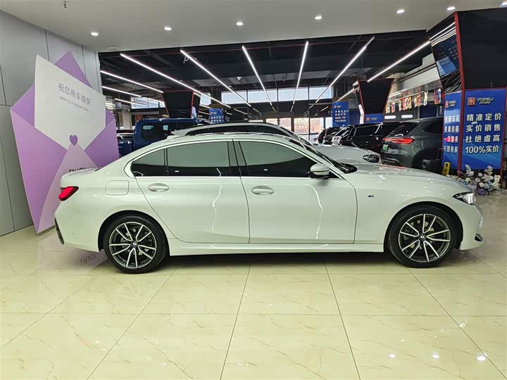 Фото 9 - BMW 3 Series