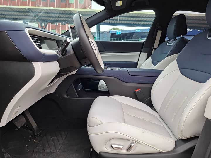 Фото 9 - XPeng G6