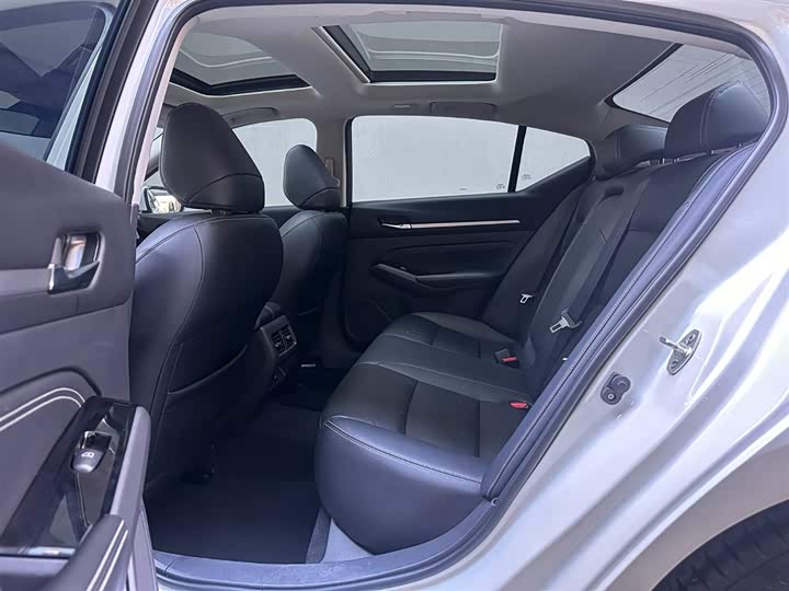 Фото 6 - Nissan Teana