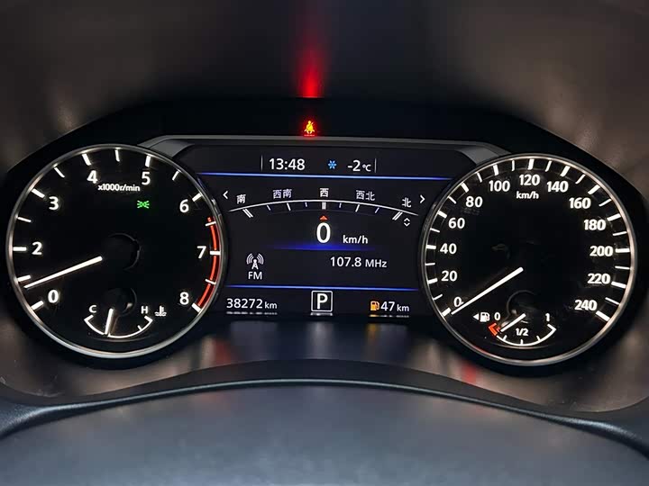 Фото 8 - Nissan Teana