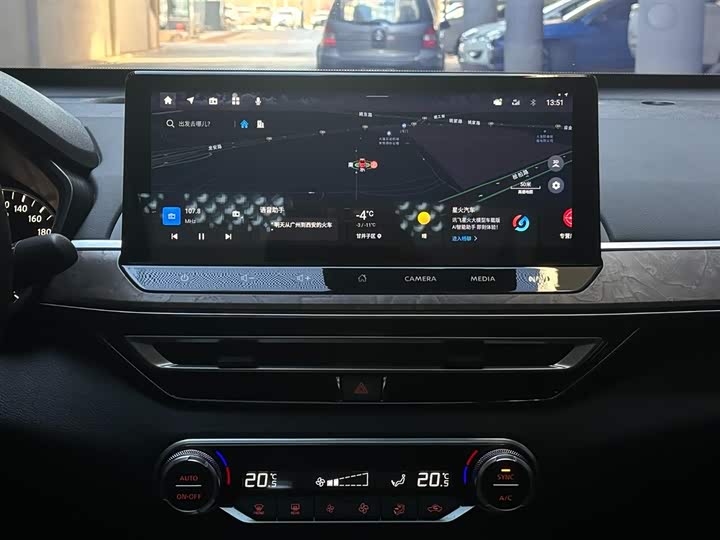 Фото 9 - Nissan Teana