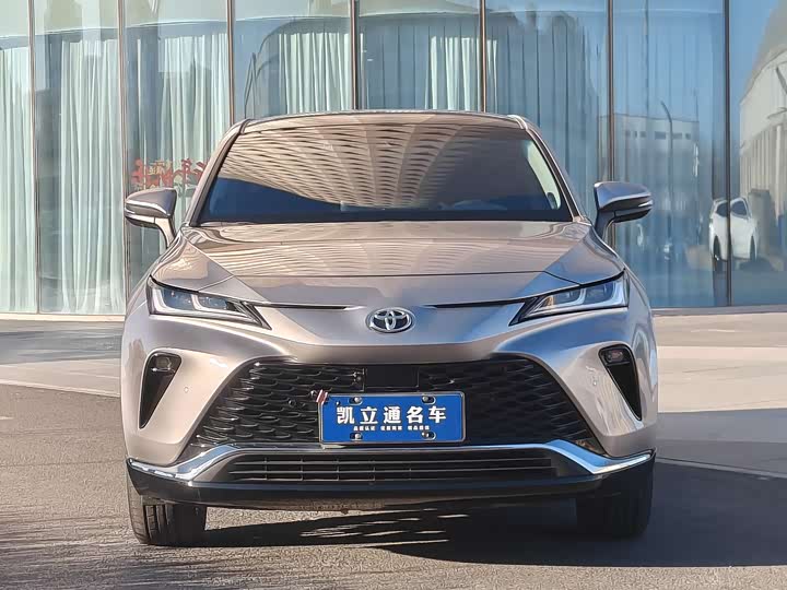 Фото 2 - Toyota Venza