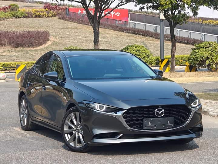 Фото 3 - Mazda 3 (Axela)