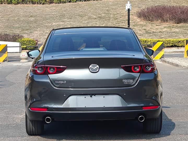 Фото 5 - Mazda 3 (Axela)