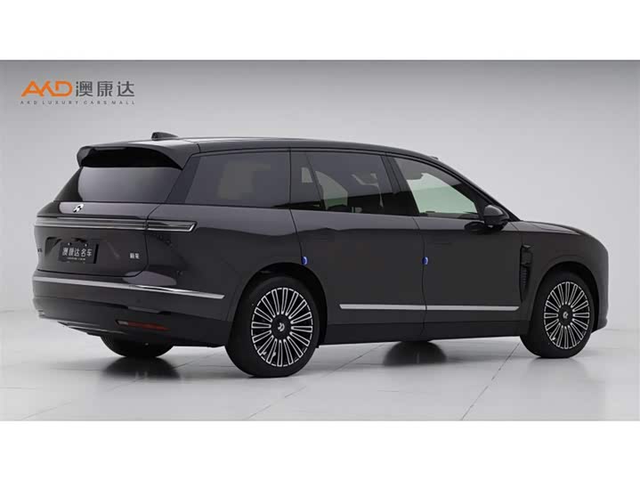 Фото 3 - Nio ES8