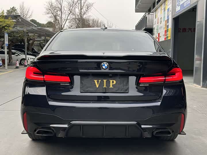 Фото 5 - BMW 5 Series