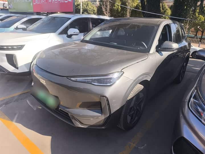 Фото 2 - Geely Galaxy E5