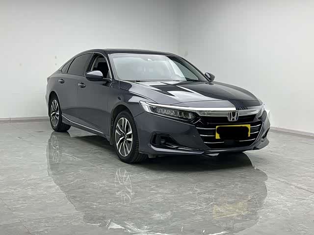 Фото 2 - Honda Accord