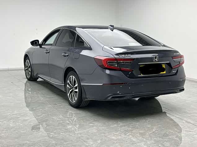 Фото 5 - Honda Accord