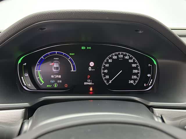 Фото 8 - Honda Accord