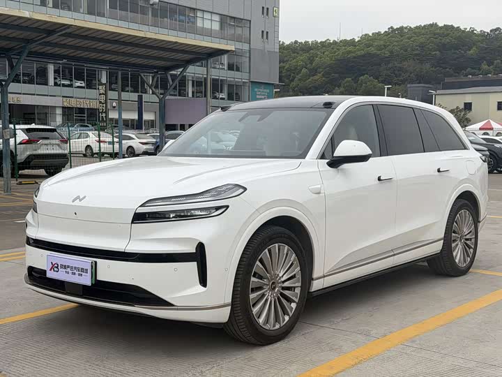 Фото 1 - Nio Onvo L90