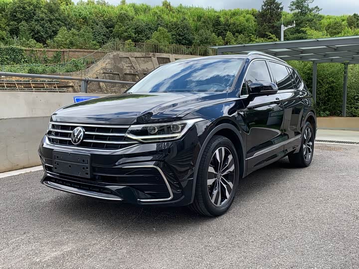 Фото 5 - Volkswagen Tiguan L Pro