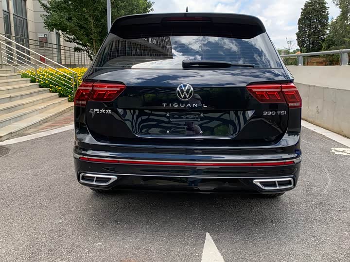Фото 7 - Volkswagen Tiguan L Pro