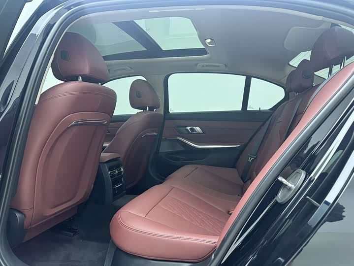 Фото 9 - BMW 3 Series