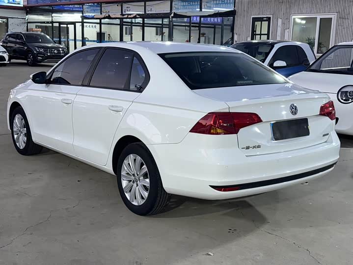 Фото 4 - Volkswagen Bora