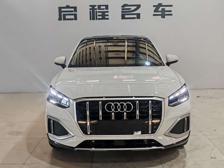 Фото 2 - Audi Q2L
