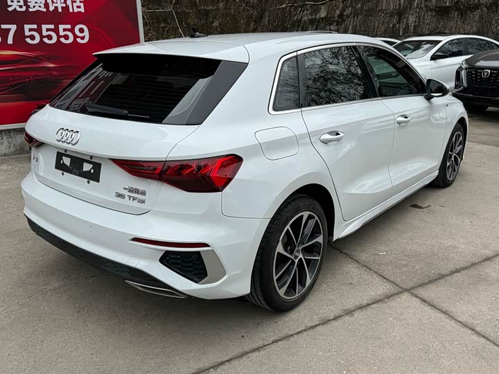 Фото 2 - Audi A3