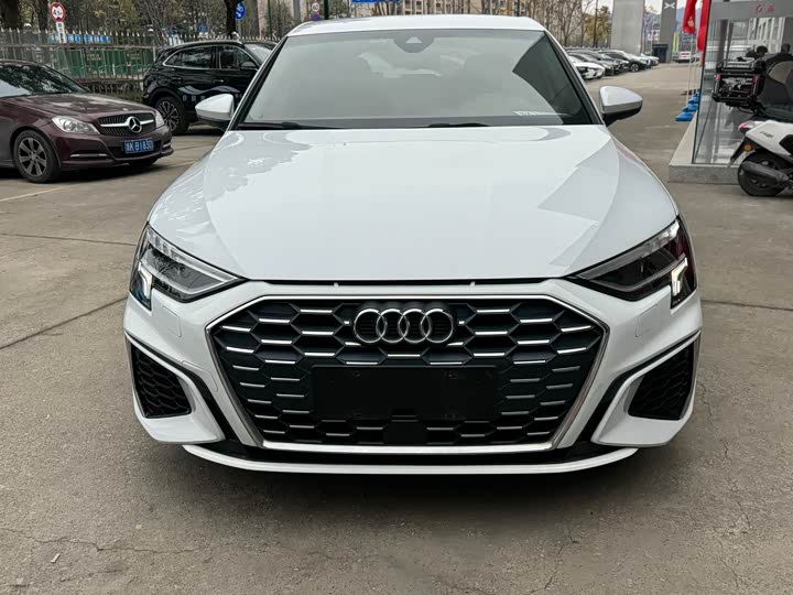 Фото 3 - Audi A3