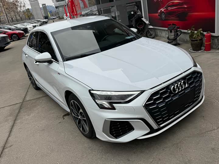 Фото 4 - Audi A3