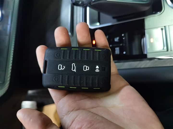 Фото 9 - Tank 500 Hybrid