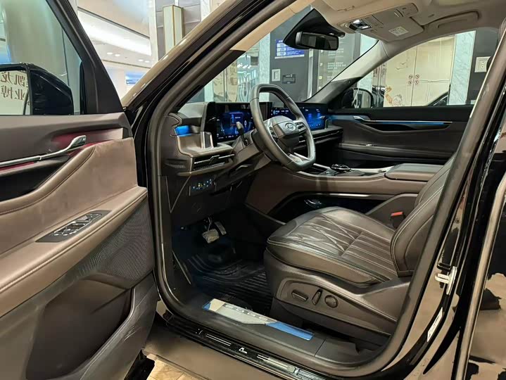 Фото 7 - Ford Edge