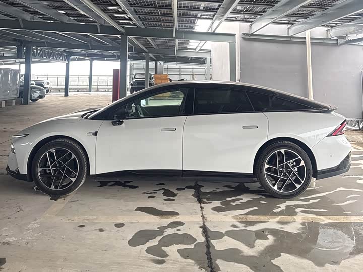 Фото 3 - XPeng F57