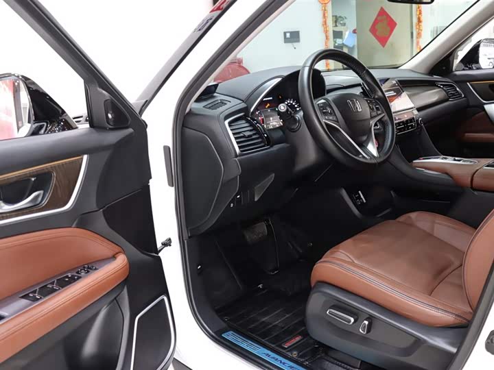 Фото 9 - Honda Avancier