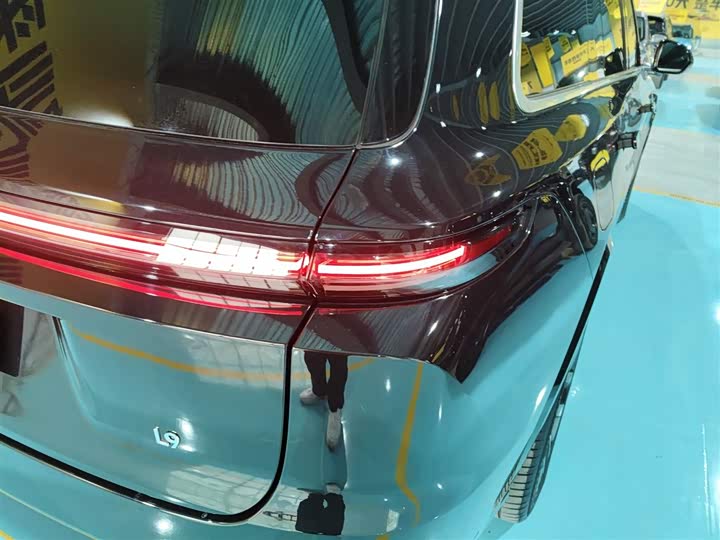 Фото 8 - LiXiang L9