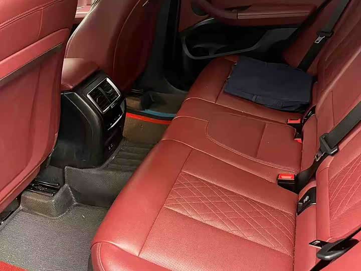 Фото 2 - BMW iX3