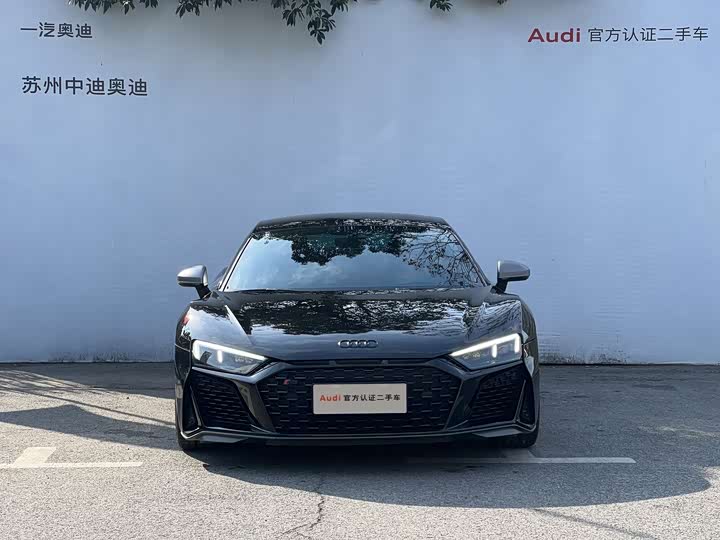 Фото 2 - Audi R8