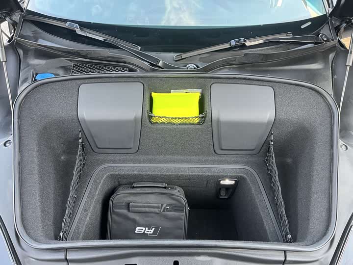 Фото 7 - Audi R8