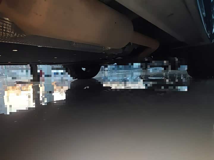 Фото 2 - LiXiang One