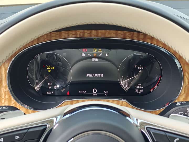 Фото 8 - Bentley Bentayga